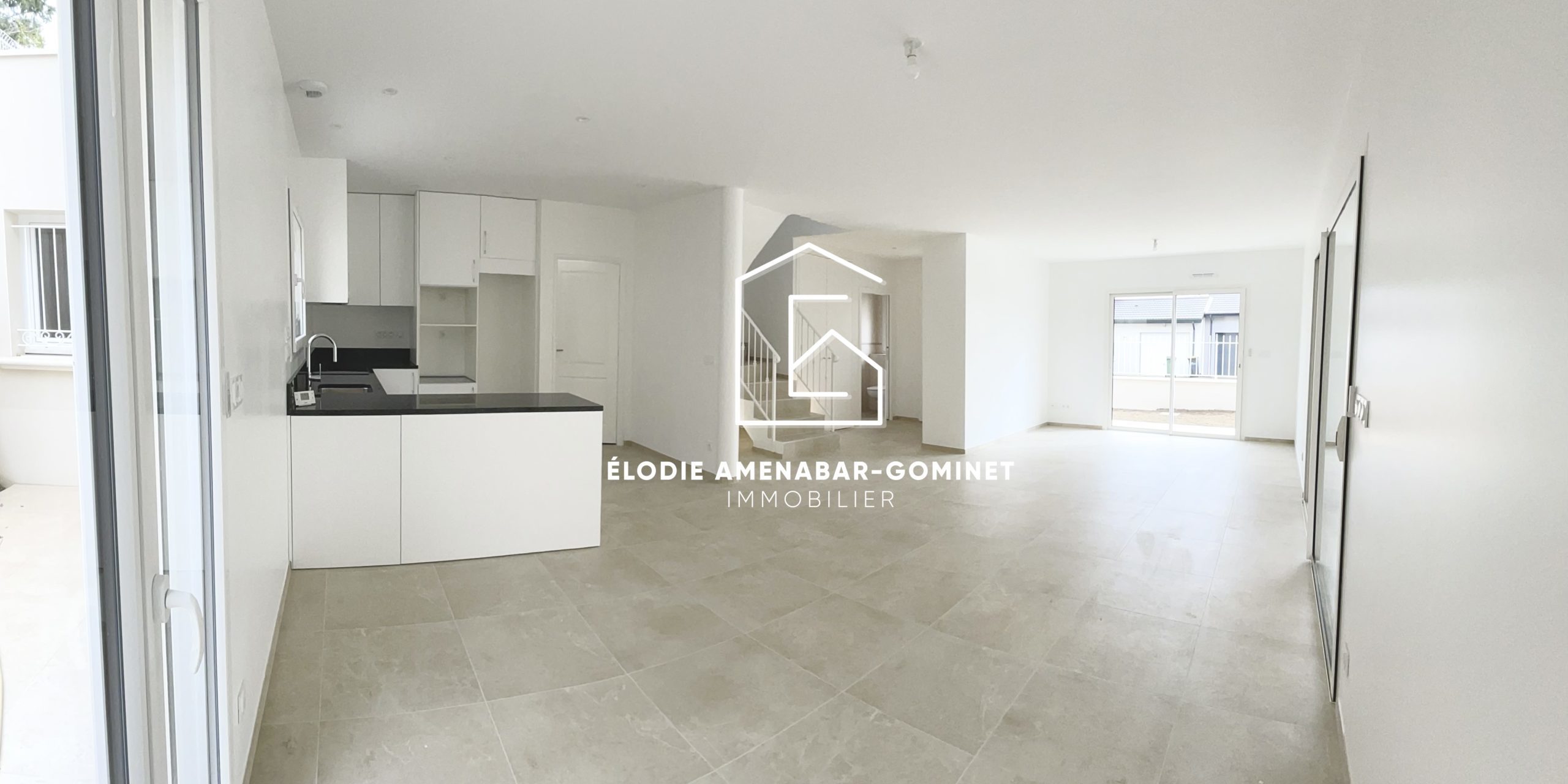 IMG_0817 Maison Civrieux - séjour